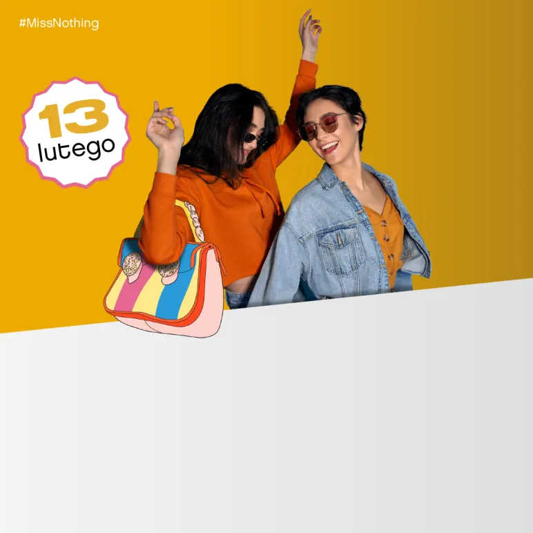 dwie radosne kobiety podczas 80's party w outlecie Factory